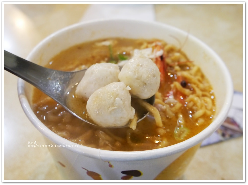美迪亞鍋燒意麵漢堡店‧到美迪亞什麼都可以不吃但鍋燒麵必吃 - 第11張圖 P1190515
