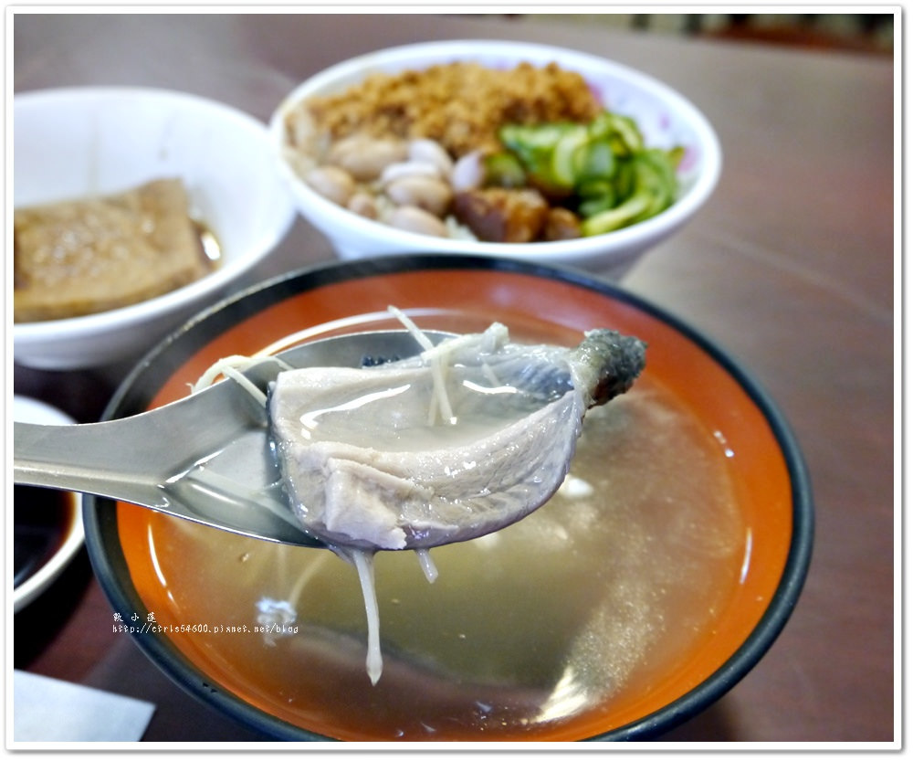 府城小南米糕 裕誠店‧三代承傳,百年老店,米糕不加肉鬆加魚鬆,口感還真是與眾不同 - 第9張圖 P1170912