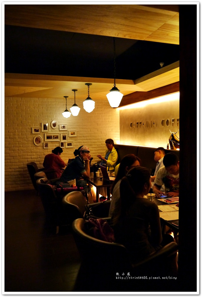 CAFFAINA 卡啡那 美術館店‧清閒悠哉的咖啡館,白日與夜晚不同感受,來份不同現作的舒芙蕾 - 第12張圖 P1160307