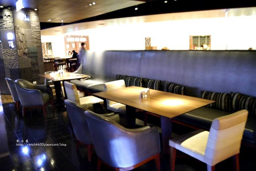 漢來海港餐廳 巨蛋店‧聽說它們家的海鮮和甜點很強,餐點多到無所挑起,但場地太大我不知怎麼拍o_0 - 第5張圖 1 (5)