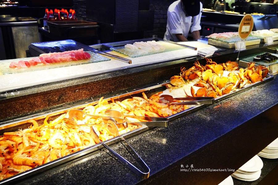 漢來海港餐廳 巨蛋店‧聽說它們家的海鮮和甜點很強,餐點多到無所挑起,但場地太大我不知怎麼拍o_0 - 第14張圖 1 (14)