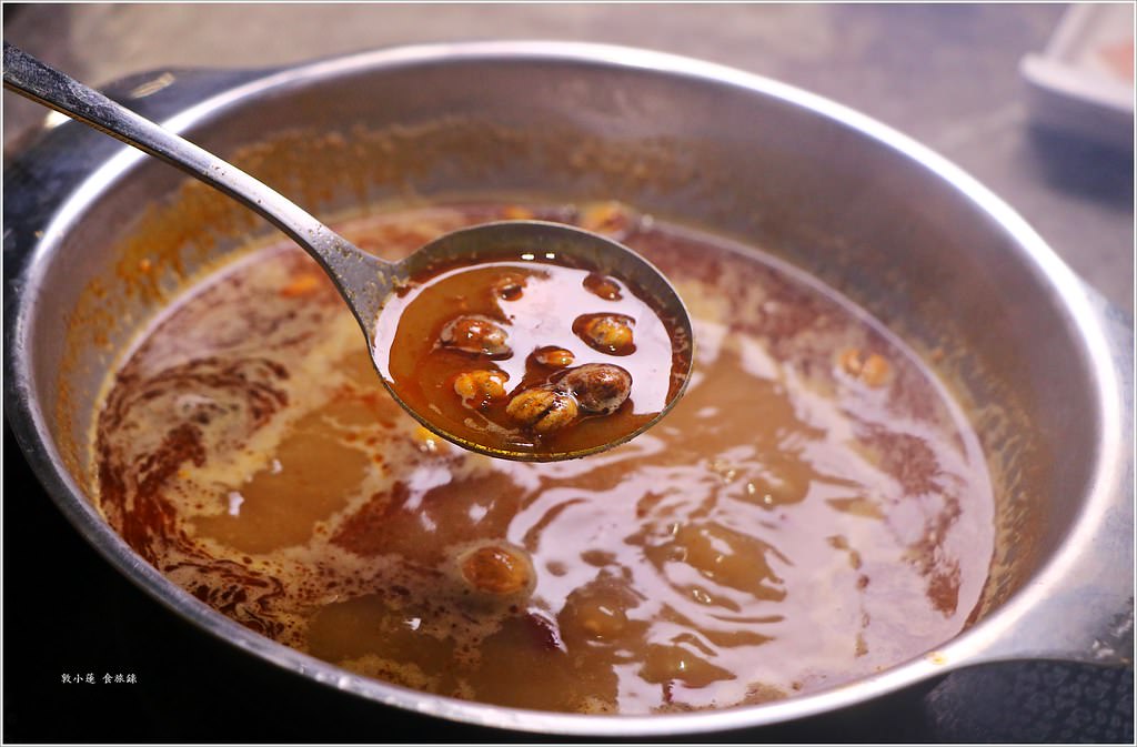 哈肉鍋 好肉鍋物火鍋大盤肉‧12盎司大肉盤吃飽飽 麻奶牛筋微辣微香超滿足 - 第18張圖 IMG_1904