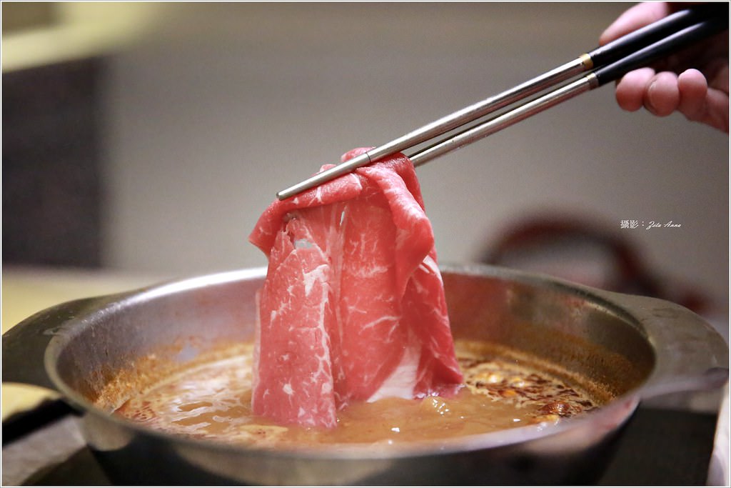 哈肉鍋 好肉鍋物火鍋大盤肉‧12盎司大肉盤吃飽飽 麻奶牛筋微辣微香超滿足 - 第37張圖 IMG_1955