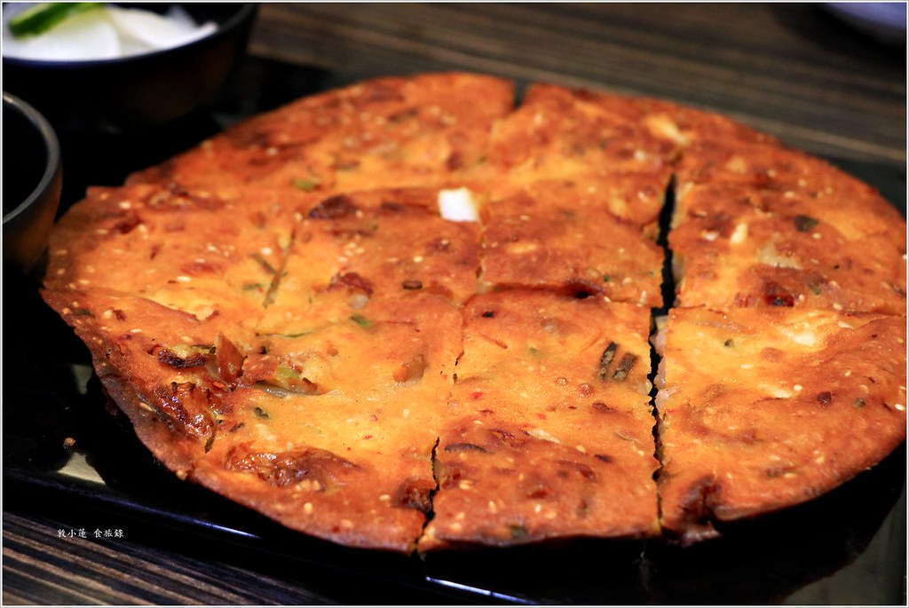 玉豆腐韓國家庭料理‧ 聚餐新選擇 五款小菜無限續吃到飽 激推熔岩起司炸雞 濃郁起司炸雞讓人欲罷不能 - 第12張圖 IMG_1696