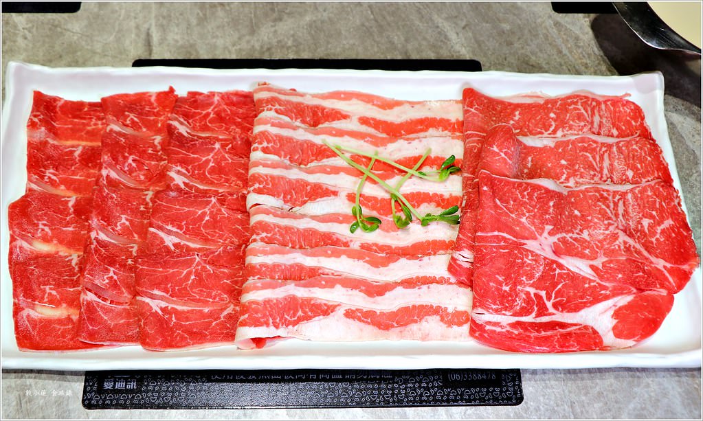 哈肉鍋 好肉鍋物火鍋大盤肉‧12盎司大肉盤吃飽飽 麻奶牛筋微辣微香超滿足 - 第33張圖 IMG_1862