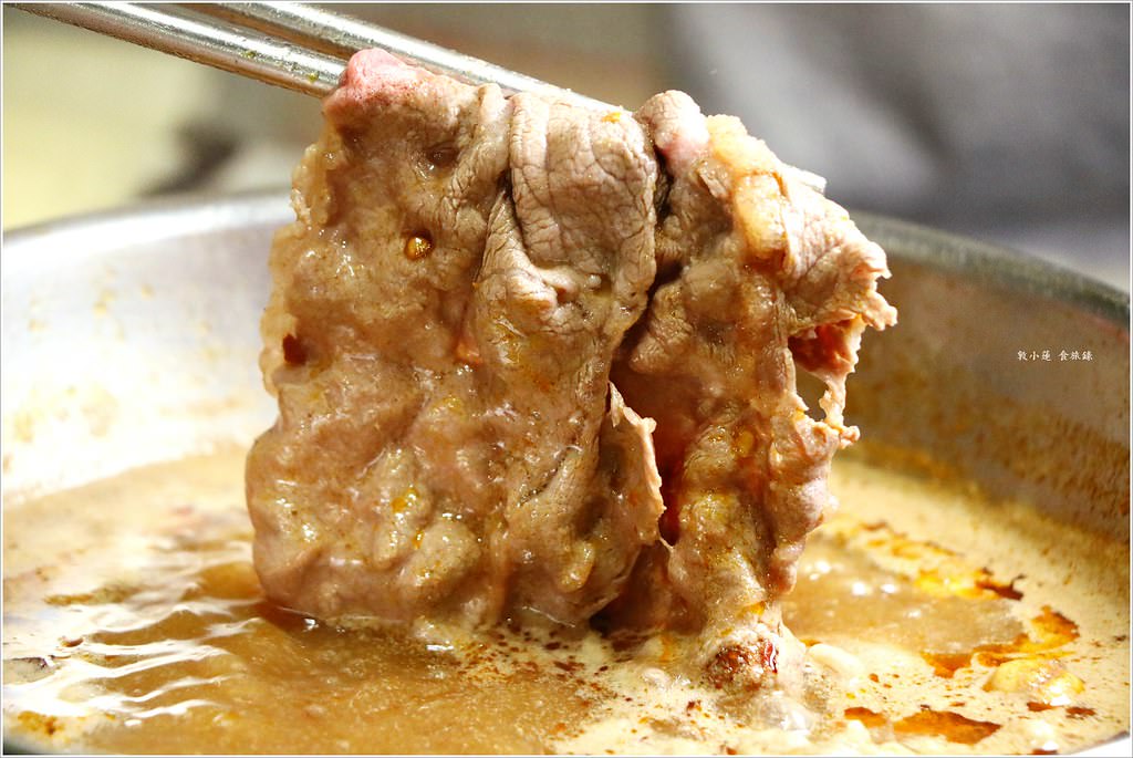 哈肉鍋 好肉鍋物火鍋大盤肉‧12盎司大肉盤吃飽飽 麻奶牛筋微辣微香超滿足 - 第38張圖 IMG_1956