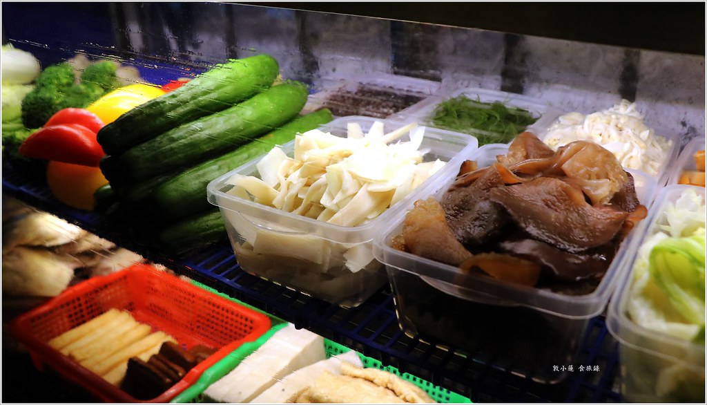 鮮鹽堂泰式鹽水雞 小琉球店‧ 島上第一家四種醬料鹽水雞 夏天消暑勝品 清爽又爽口 - 第8張圖 IMG_7461