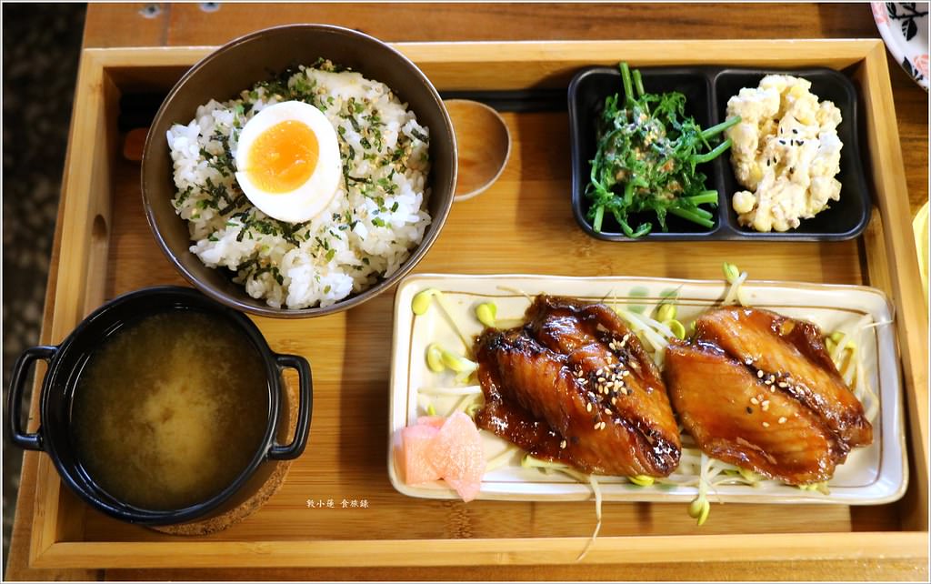 丸叄食伍‧藏在巷中的文青老屋餐館 不能錯過手作飯糰 午間限定款定食 - 第22張圖 IMG_0217