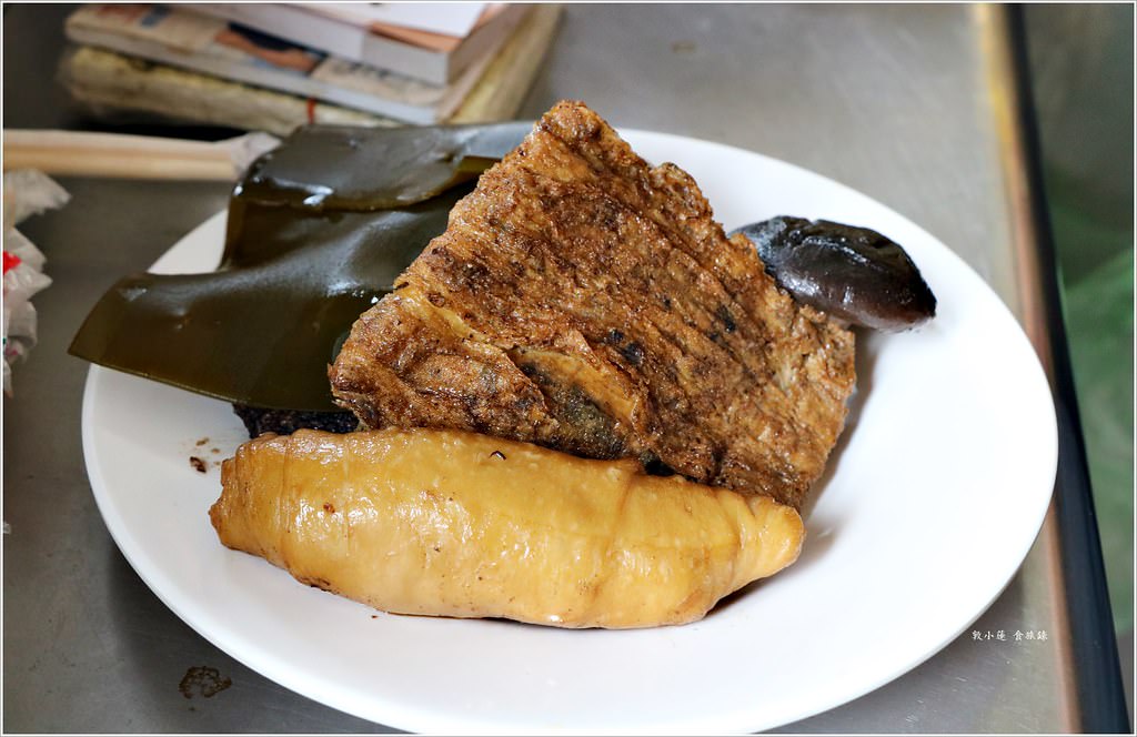 小程一大鍋牛肉麵‧低調的巷中麵館 牛肉湯香中帶辣 牛肉軟嫩帶筋 速度不快耐心等待 - 第5張圖 IMG_0376