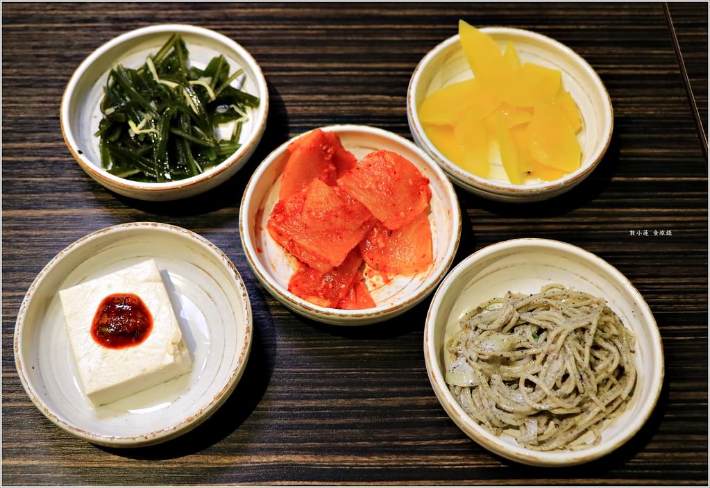 玉豆腐韓國家庭料理‧不出國也能吃韓料 熔岩起司炸雞超牽司 部隊鍋二人套餐超大滿足 - 第6張圖 IMG_3394