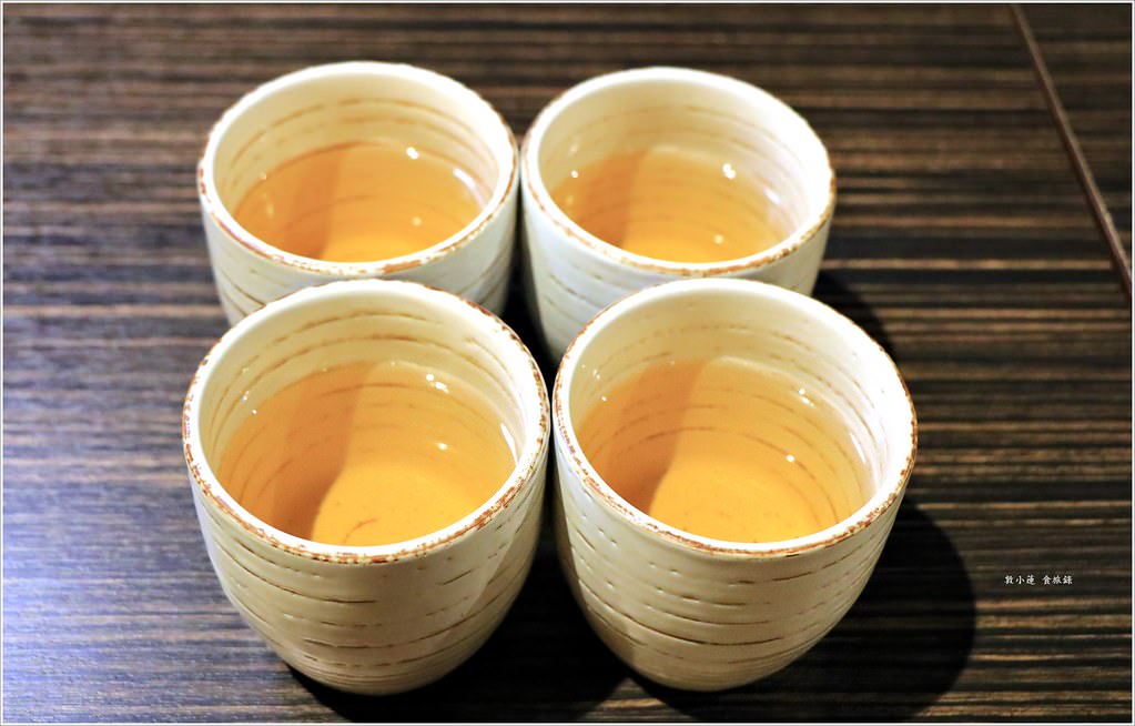 玉豆腐韓國家庭料理‧不出國也能吃韓料 熔岩起司炸雞超牽司 部隊鍋二人套餐超大滿足 - 第5張圖 IMG_3391