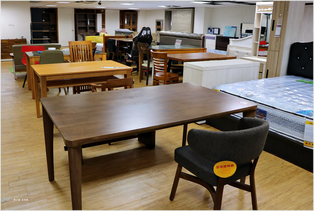 【高雄家具推薦】億家具批發倉庫 高雄店‧老字號 MIT家具直營工廠 全館六折起 怎麼買怎麼挑都划算 - 第29張圖 IMG_6893