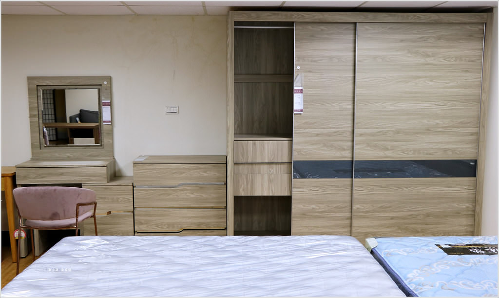 【高雄家具推薦】億家具批發倉庫 高雄店‧老字號 MIT家具直營工廠 全館六折起 怎麼買怎麼挑都划算 - 第37張圖 IMG_6861