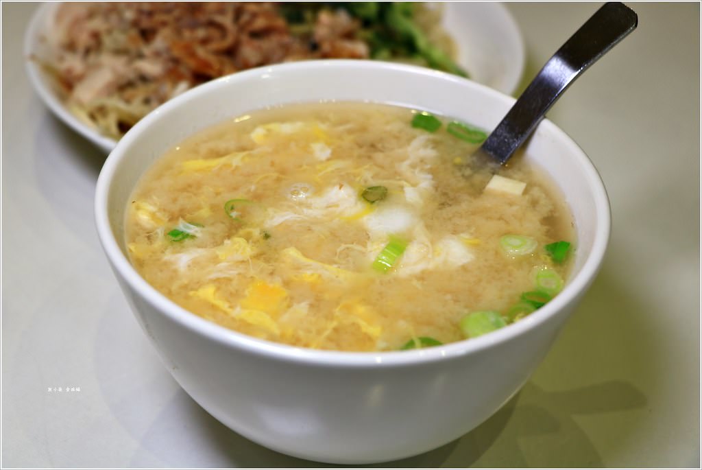 小波涼麵‧Q彈有勁的麵體越吃越涮嘴,味噌蛋花湯不能錯過 - 第8張圖 IMG_8809