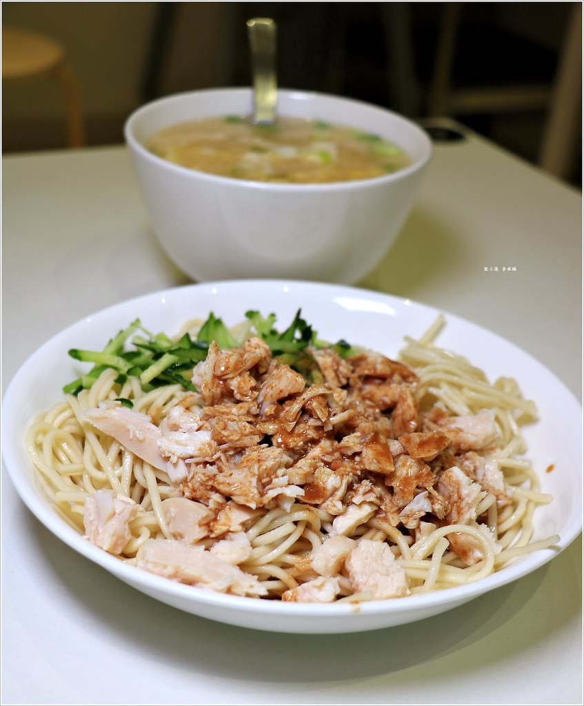小波涼麵‧Q彈有勁的麵體越吃越涮嘴,味噌蛋花湯不能錯過 - 第7張圖 IMG_8803