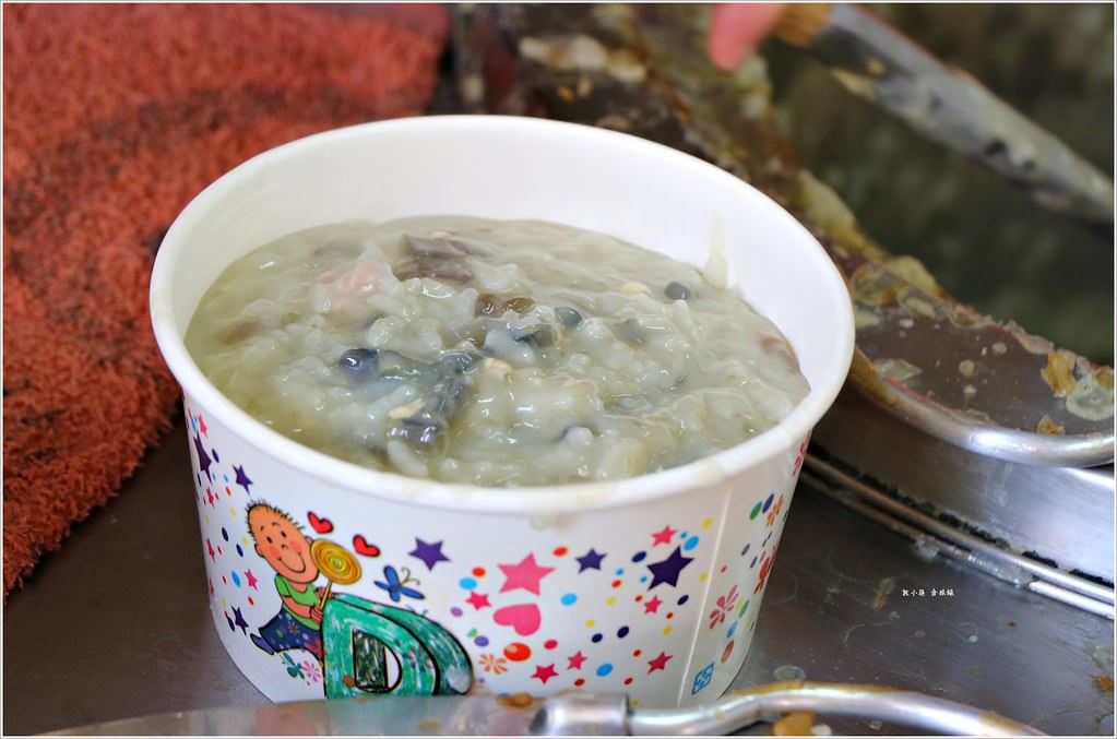 中正市場大眾美食麵線糊‧皮蛋瘦肉粥、芋香瘦肉粥、大腸蚵仔麵線糊,傳統好味道賣到嚇嚇叫 - 第7張圖 IMG_0642