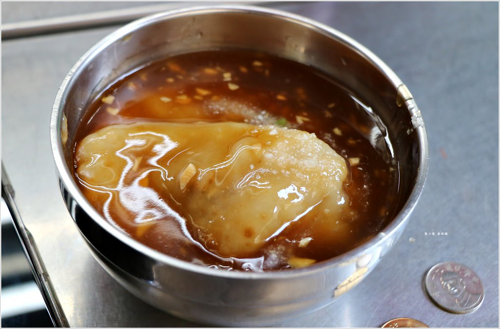 中正市場阿美屏東清蒸肉圓‧飄香近一甲子,十二點半前準時賣光,慢來就吃不到囉 - 第9張圖 IMG_1048