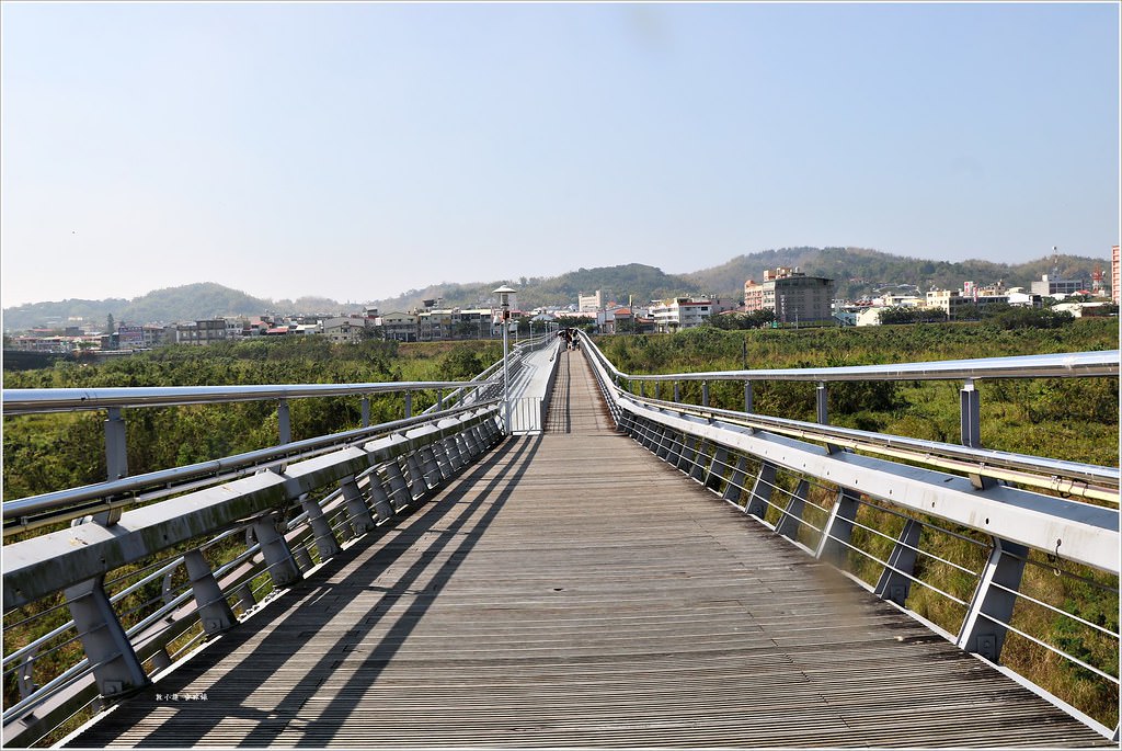 旗山溪地景步道橋‧改建日治糖廠運送甘蔗的五分車軌道,旗山夜晚最美的景色 - 第14張圖 IMG_1518