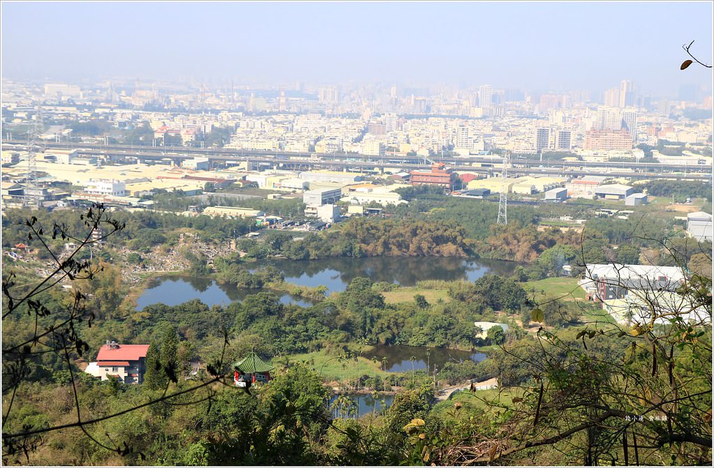 大社觀音山風景區‧大覺寺最陡的天梯,500梯一口氣爬完保證。。。沒氣 - 第17張圖 IMG_9014