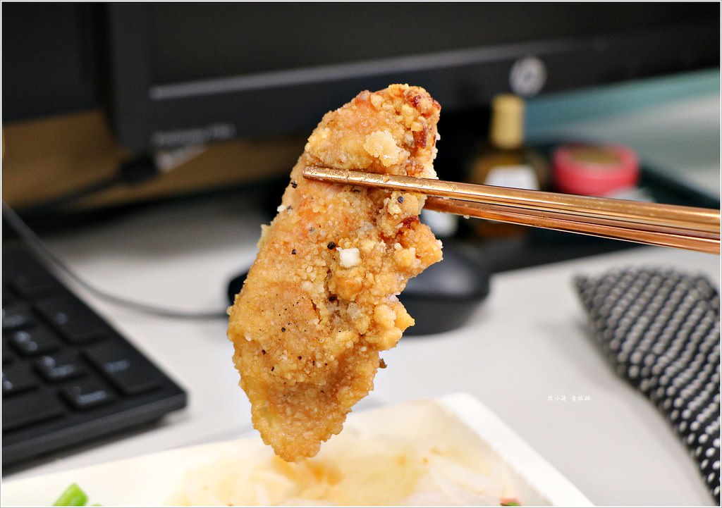 桌上賓中式快餐‧飯菜分離,份量十足,絕對能吃飽的勞工便當 - 第11張圖 IMG_7509