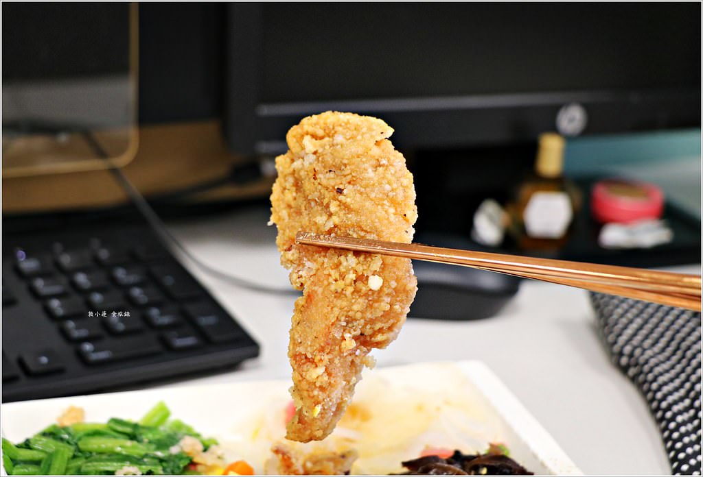 桌上賓中式快餐‧飯菜分離,份量十足,絕對能吃飽的勞工便當 - 第10張圖 IMG_7506
