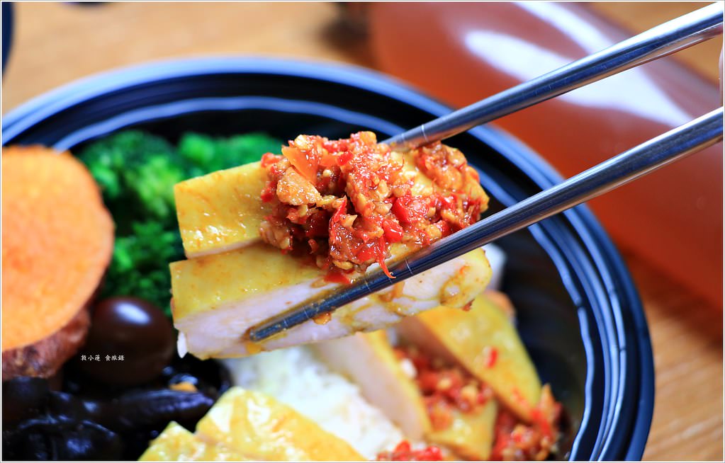 王牌雞腿飯‧創意十足現點現炸旳雞腿料理,昆布雞白高湯香濃超有味 - 第15張圖 IMG_1182