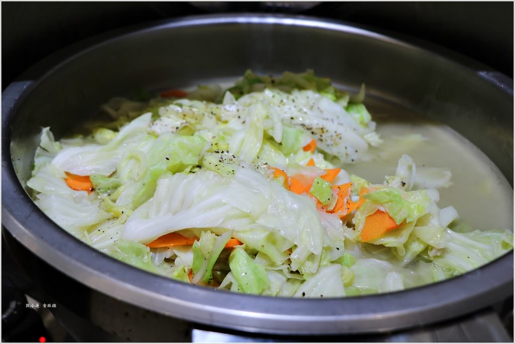 牛室炙燒牛排BEEFHOUSE 高雄鳳山店‧半自助式吃到飽,只要一個排餐熱食、PIZZA、冰品、飲品,無限量供應 - 第17張圖 IMG_1324