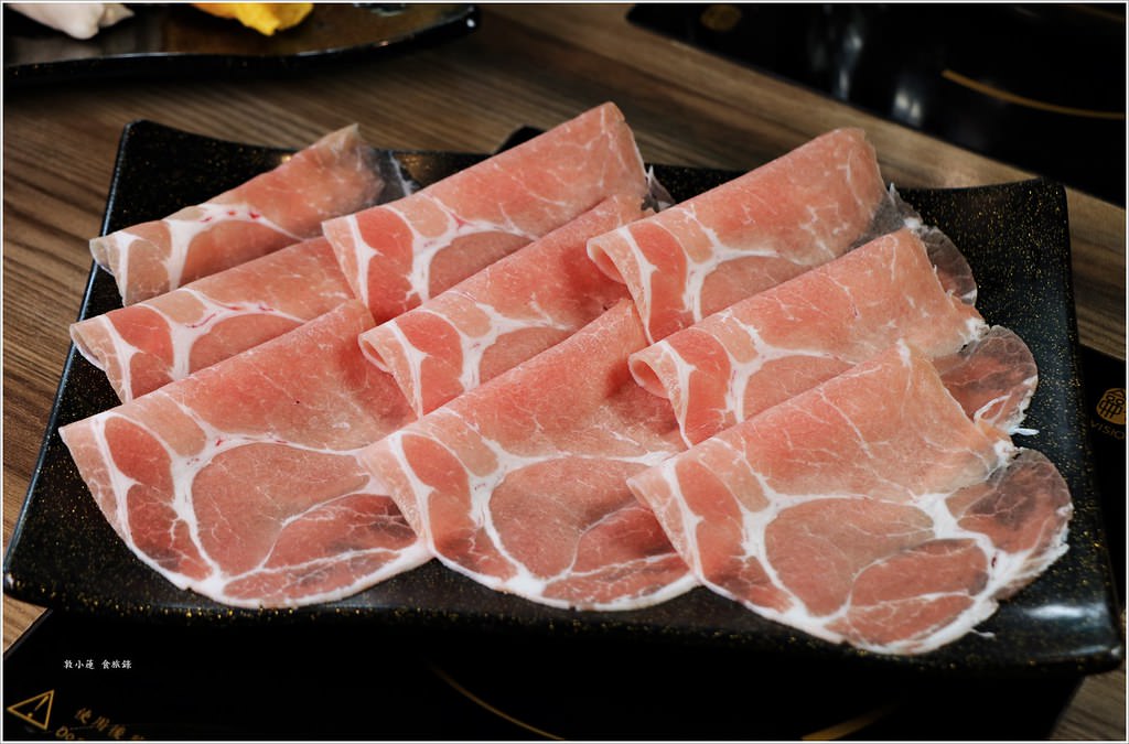 玖玖香一品鍋‧558鍋品吃到飽,9種肉品,7種湯頭任選,滿滿的蛤蜊無限量供應不加價 - 第33張圖 IMG_1993