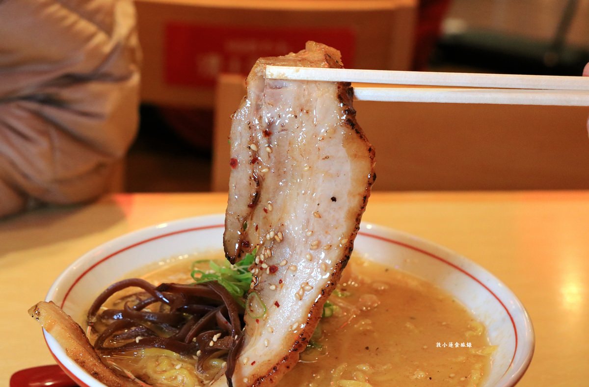 【北海道札幌】狸小路町大豚白 (ダイトンパク)‧屋台村横丁風格美食街,來份重量級叉燒豚骨味噌拉麵 - 第19張圖 【北海道札幌】狸小路町大豚白 (ダイトンパク)‧屋台村横丁風格美食街,來份重量級叉燒豚骨味噌拉麵