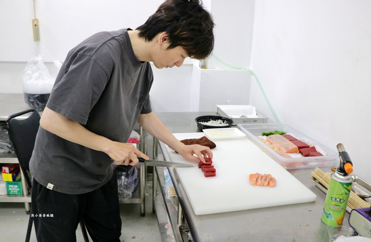 百川水產 生魚片活體專賣‧新店開幕搶便宜!!活體海鮮現撈現處理!!鮑魚、帝王蟹、龍蝦、黑鮪魚通通便宜賣給你!!【歇業】