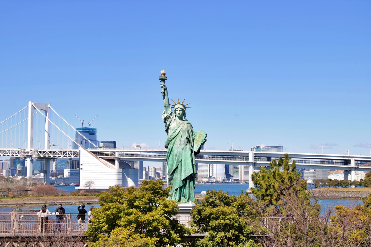 【東京台場】台場Diver City&御台場海濱公園‧人造海濱公園,迷人的彩虹大橋對映台場的自由女神像,獨角獸鋼彈RX-0回來了!! - 第16張圖 【東京台場】台場Diver City&御台場海濱公園‧人造海濱公園,迷人的彩虹大橋對映台場的自由女神像,獨角獸鋼彈RX-0回來了!!