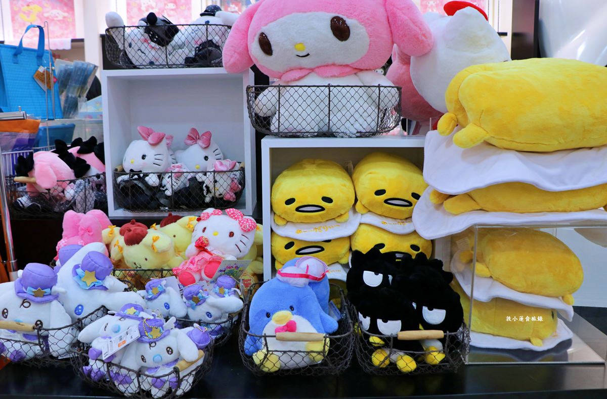 【東京台場】Hello Kitty Japan Diver City Tokyo‧全東京最大的Hello Kitty店舖就在這，內附設餐飲，無嘴貓迷們不能錯過的專賣店!!