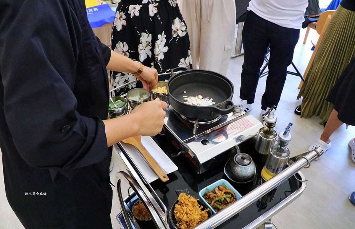 里長台灣鯛 美濃旗艦店‧2.0新開張!!超特色的美濃在地料理,里長好客鍋台灣鯛風味砂鍋魚頭一鍋三體驗 - 第20張圖 里長台灣鯛 美濃旗艦店‧2.0新開張!!超特色的美濃在地料理,里長好客鍋台灣鯛風味砂鍋魚頭一鍋三體驗