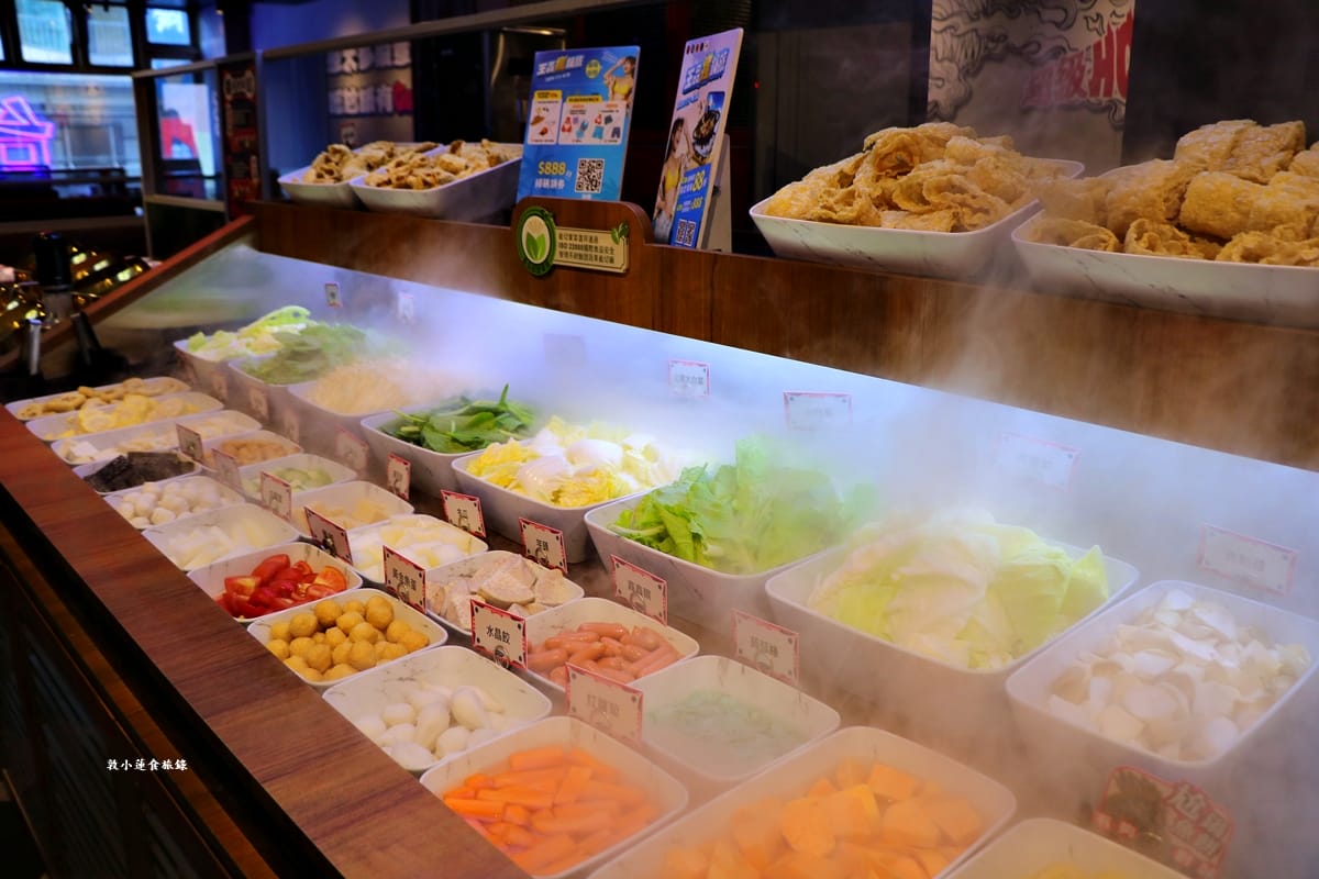 尬鍋 台式潮鍋 高雄富民店‧王品新品牌新店來報到,剝皮辣椒雞湯招牌鍋,湯頭濃郁極品潮鍋【歇業】 - 第12張圖 尬鍋 台式潮鍋 高雄富民店‧王品新品牌新店來報到,剝皮辣椒雞湯招牌鍋,湯頭濃郁極品潮鍋【歇業】