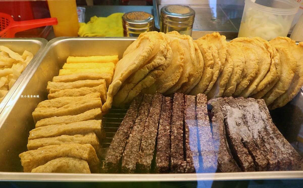 蘋果雞鹹酥雞 高雄左營店‧巷口中最美味的鹹酥雞,超厚香雞排只要60元,香酥汁多又美味 - 第6張圖 蘋果雞鹹酥雞 高雄左營店‧巷口中最美味的鹹酥雞,超厚香雞排只要60元,香酥汁多又美味