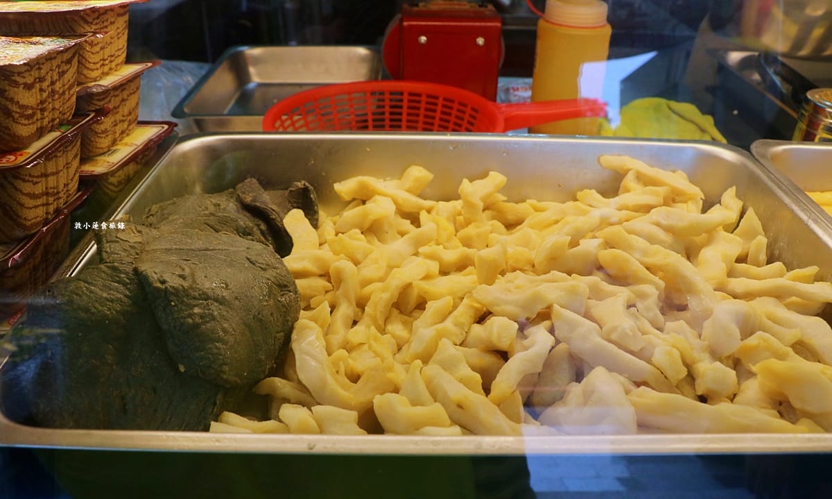 蘋果雞鹹酥雞 高雄左營店‧巷口中最美味的鹹酥雞,超厚香雞排只要60元,香酥汁多又美味 - 第7張圖 蘋果雞鹹酥雞 高雄左營店‧巷口中最美味的鹹酥雞,超厚香雞排只要60元,香酥汁多又美味