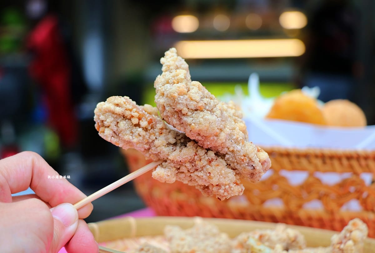 蘋果雞鹹酥雞 高雄左營店‧巷口中最美味的鹹酥雞,超厚香雞排只要60元,香酥汁多又美味 - 第27張圖 蘋果雞鹹酥雞 高雄左營店‧巷口中最美味的鹹酥雞,超厚香雞排只要60元,香酥汁多又美味