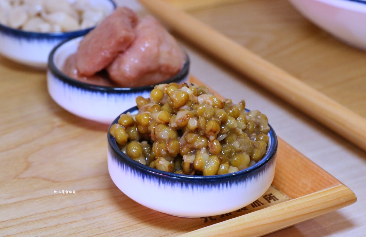允川製冰所‧文青風格剉冰店，9種特製雪花冰，27種配料選擇，5星評價真材實料!!