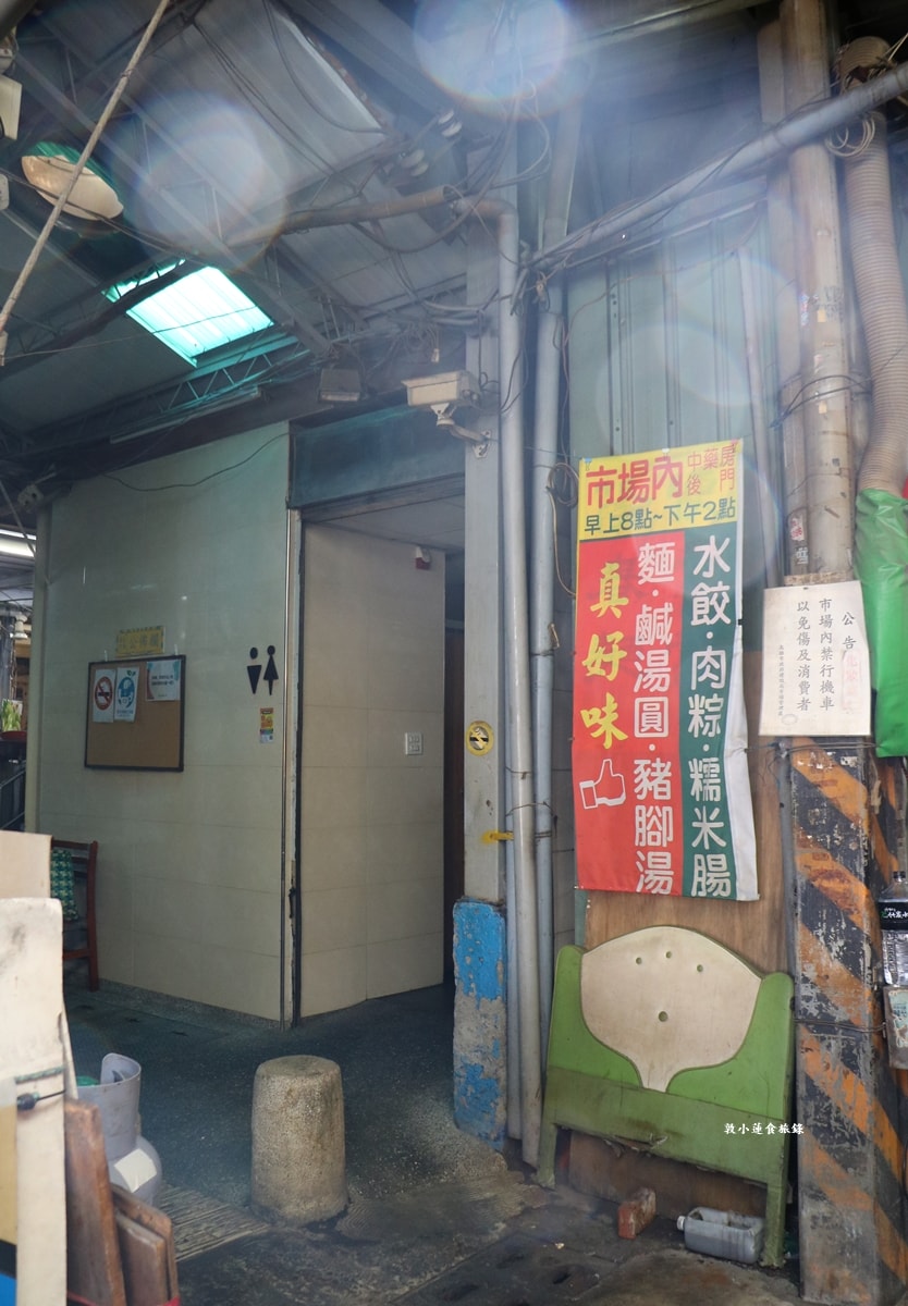 真好味小吃陽春麵‧藏身在國民市場的低調小吃,一甲子的古早味陽吃麵 - 第2張圖 真好味小吃陽春麵‧藏身在國民市場的低調小吃,一甲子的古早味陽吃麵
