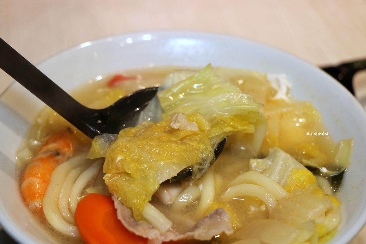 二番紅鍋燒食事 林森店‧鹹、重、酸、辣多種口味鍋燒麵,麵條11種麵條任選 - 第9張圖 二番紅鍋燒食事 林森店‧鹹、重、酸、辣多種口味鍋燒麵,麵條11種麵條任選