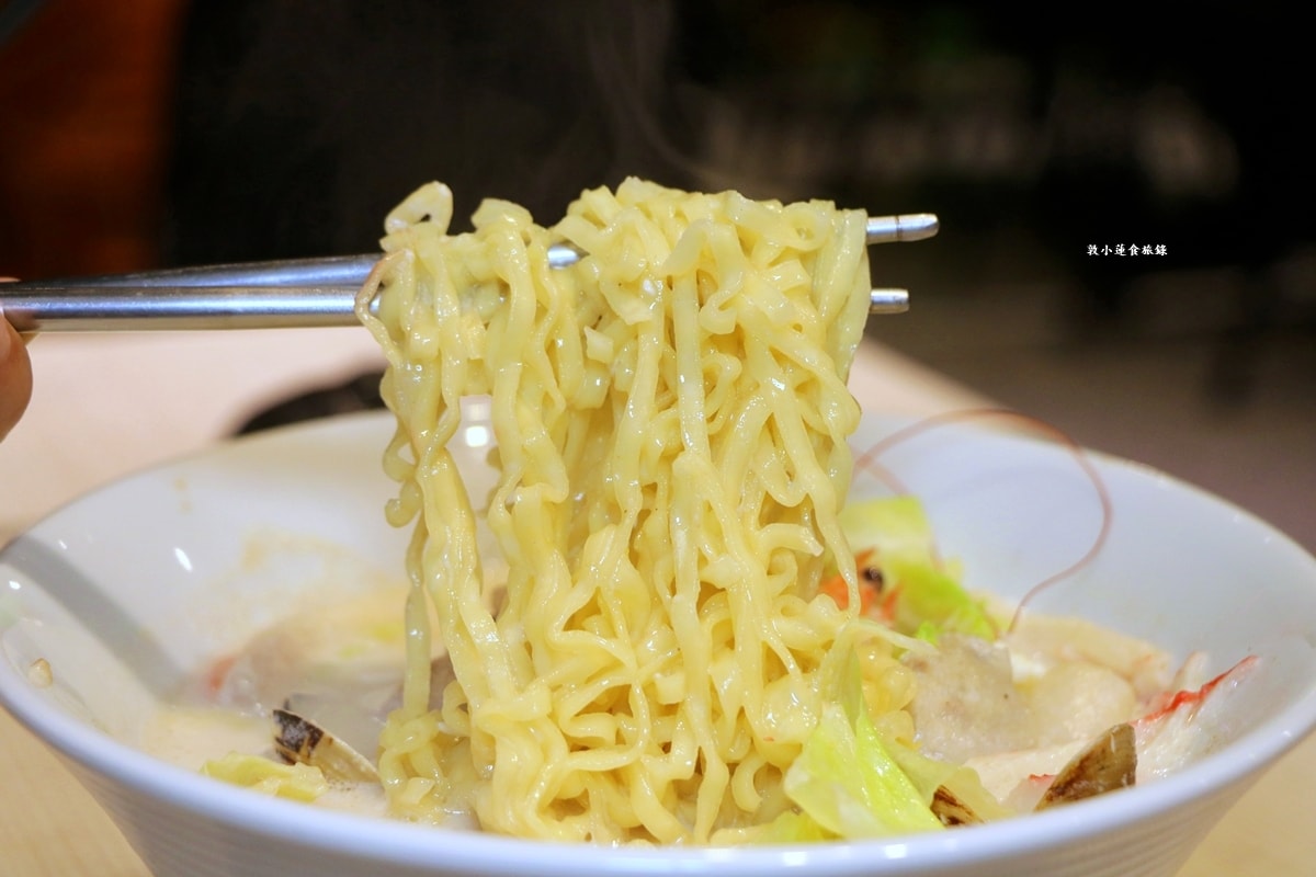 二番紅鍋燒食事 林森店‧鹹、重、酸、辣多種口味鍋燒麵,麵條11種麵條任選 - 第14張圖 二番紅鍋燒食事 林森店‧鹹、重、酸、辣多種口味鍋燒麵,麵條11種麵條任選