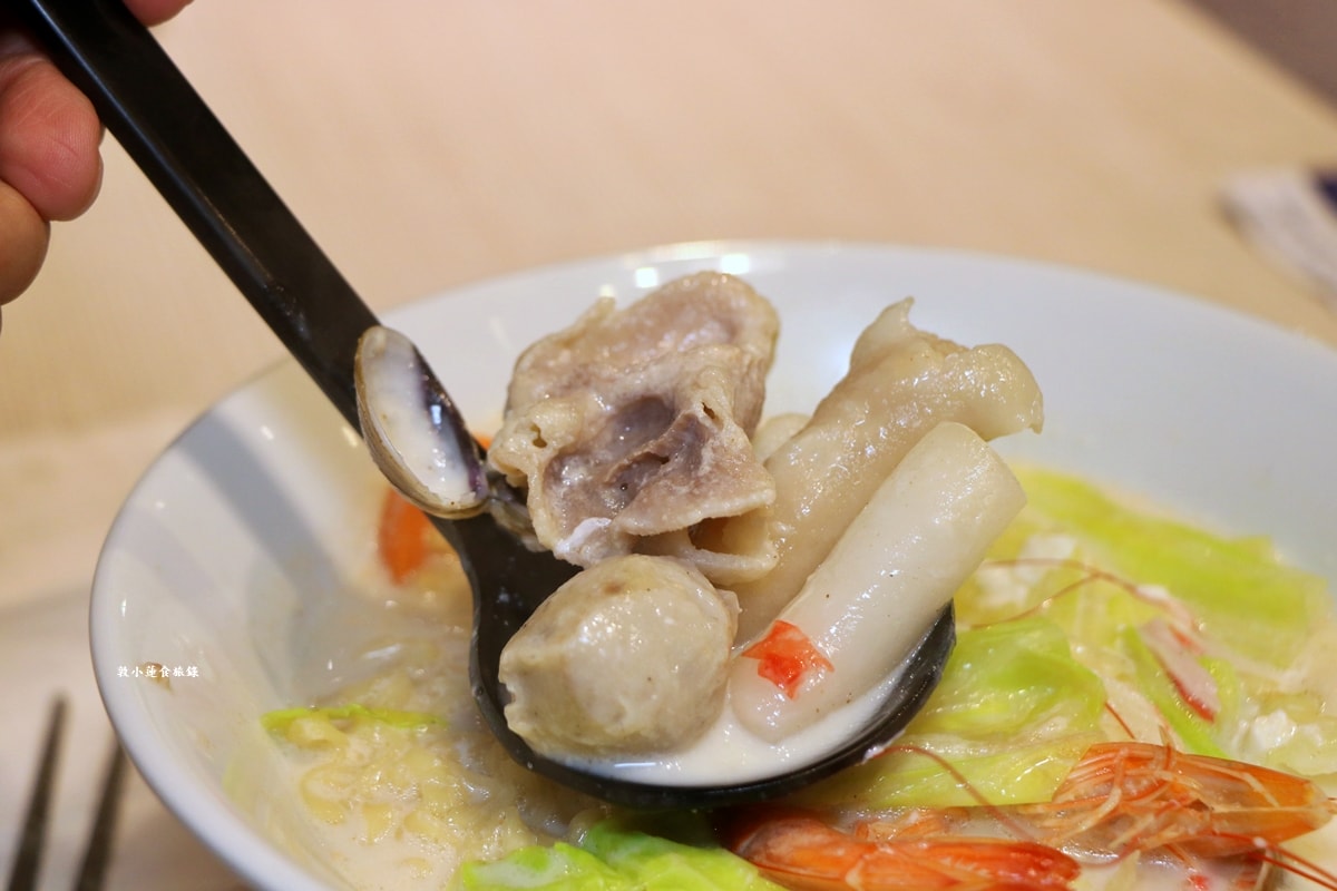 二番紅鍋燒食事 林森店‧鹹、重、酸、辣多種口味鍋燒麵,麵條11種麵條任選 - 第13張圖 二番紅鍋燒食事 林森店‧鹹、重、酸、辣多種口味鍋燒麵,麵條11種麵條任選