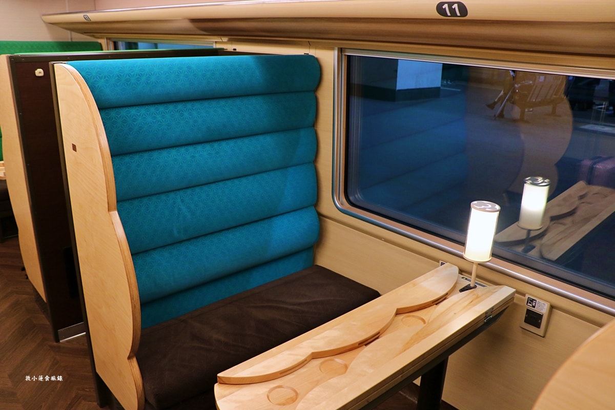 【鳥取米子】八雲號列車 やくも‧新進化特急列車-273系八雲號,體驗半包廂列車,漂亮的雲朵桌子讓用餐更便利 - 第23張圖 【鳥取米子】八雲號列車 やくも‧新進化特急列車-273系八雲號,體驗半包廂列車,漂亮的雲朵桌子讓用餐更便利
