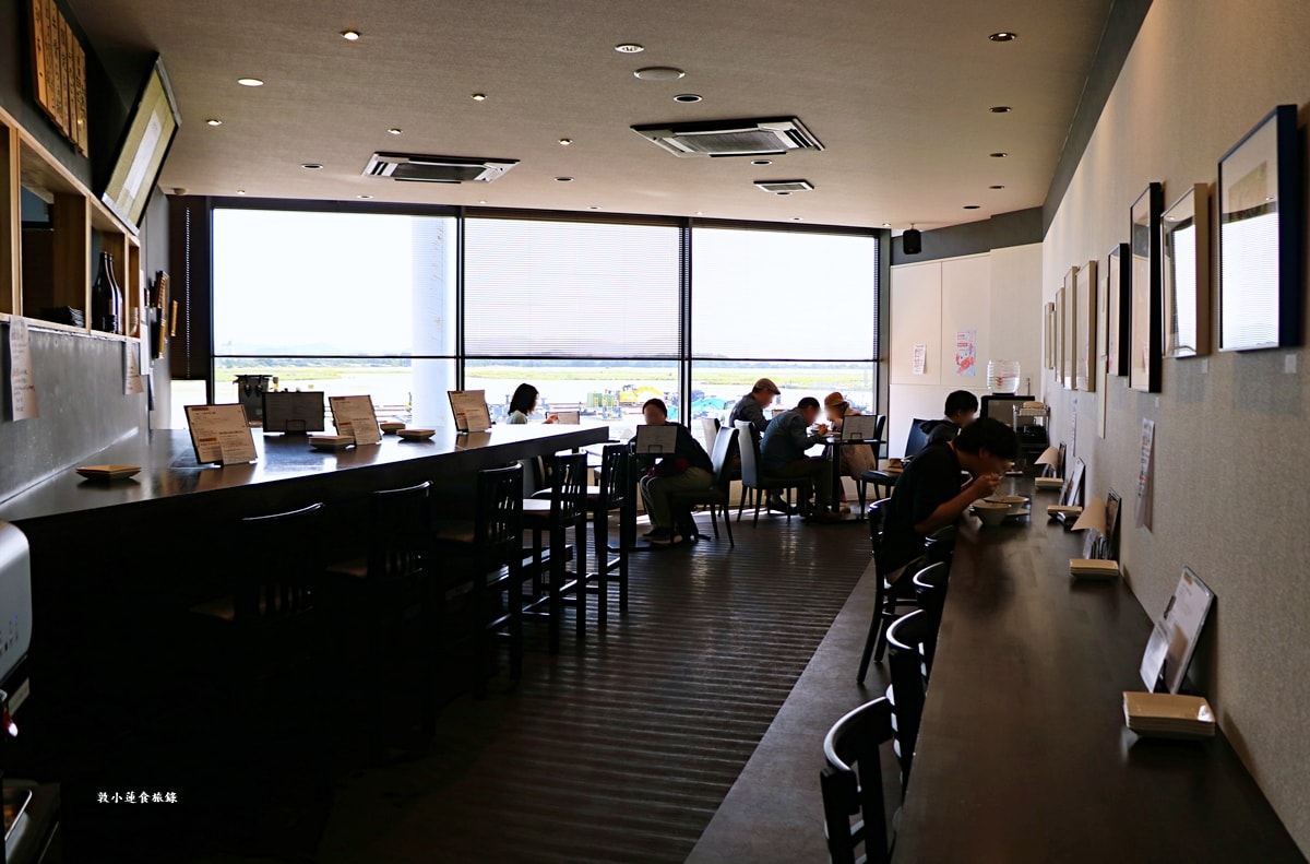 【鳥取境港】丸八紅楚蟹拉麵店‧日本冬季必吃美食，紅楚蟹拉麵湯頭濃郁，麵條Q勁大份量