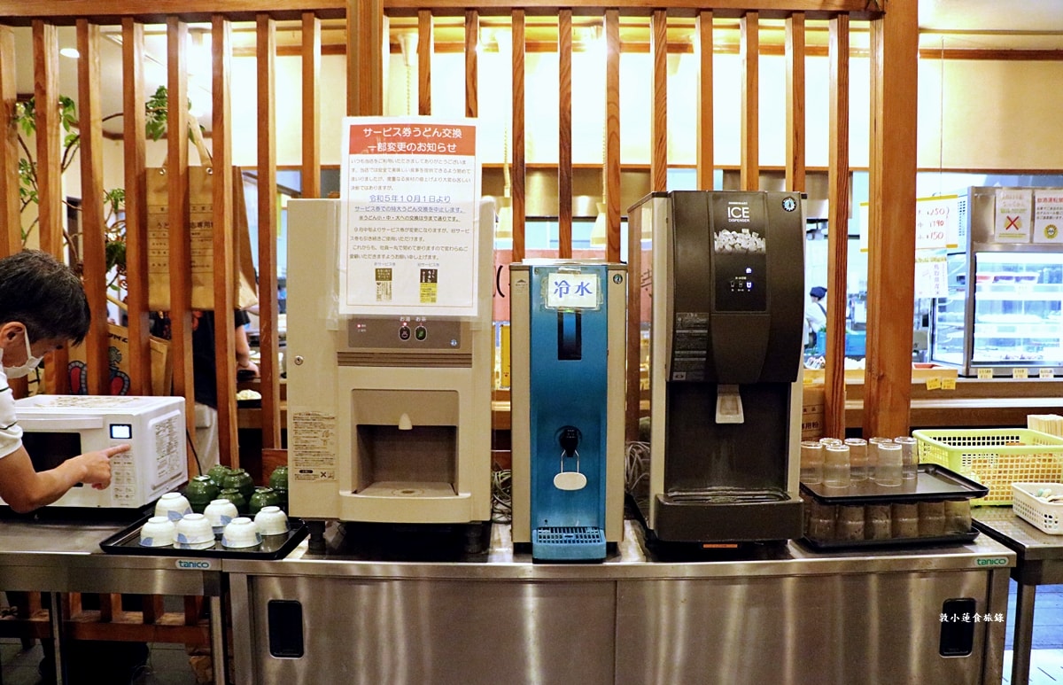 【日本鳥取】手打ちうどん ちよ志 南吉方店‧山陰第一家自助烏龍麵店,超人氣烏龍麵 ちよ志,只要220日圓就能吃到現煮超Q烏龍麵 - 第18張圖 【日本鳥取】手打ちうどん ちよ志 南吉方店‧山陰第一家自助烏龍麵店,超人氣烏龍麵 ちよ志,只要220日圓就能吃到現煮超Q烏龍麵