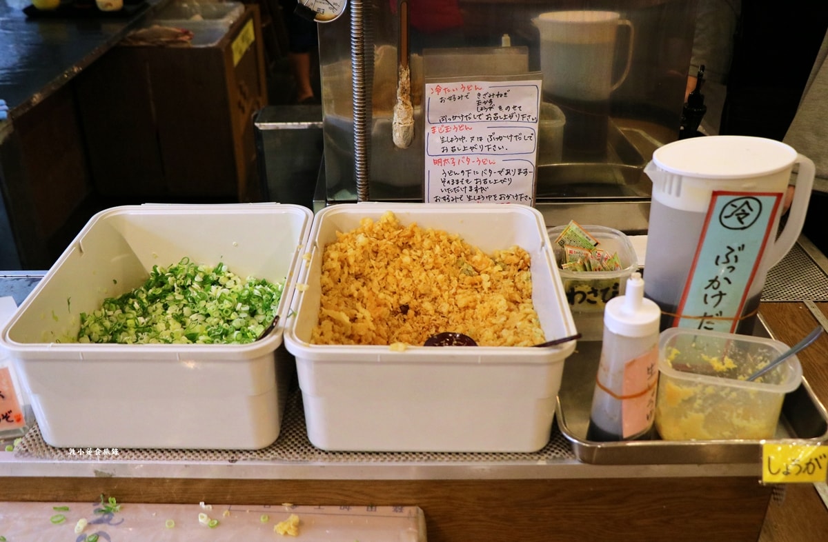 【日本鳥取】手打ちうどん ちよ志 南吉方店‧山陰第一家自助烏龍麵店,超人氣烏龍麵 ちよ志,只要220日圓就能吃到現煮超Q烏龍麵 - 第15張圖 【日本鳥取】手打ちうどん ちよ志 南吉方店‧山陰第一家自助烏龍麵店,超人氣烏龍麵 ちよ志,只要220日圓就能吃到現煮超Q烏龍麵