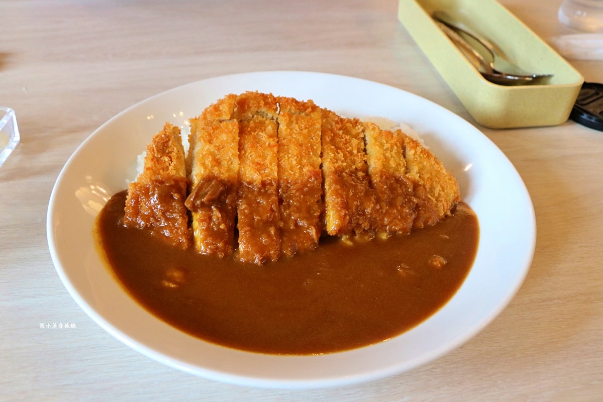 【日本岡山】レストラン シャロン 岡山空港店‧寬敞用餐環境，蒜山鐵板炒麵岡山當地特產