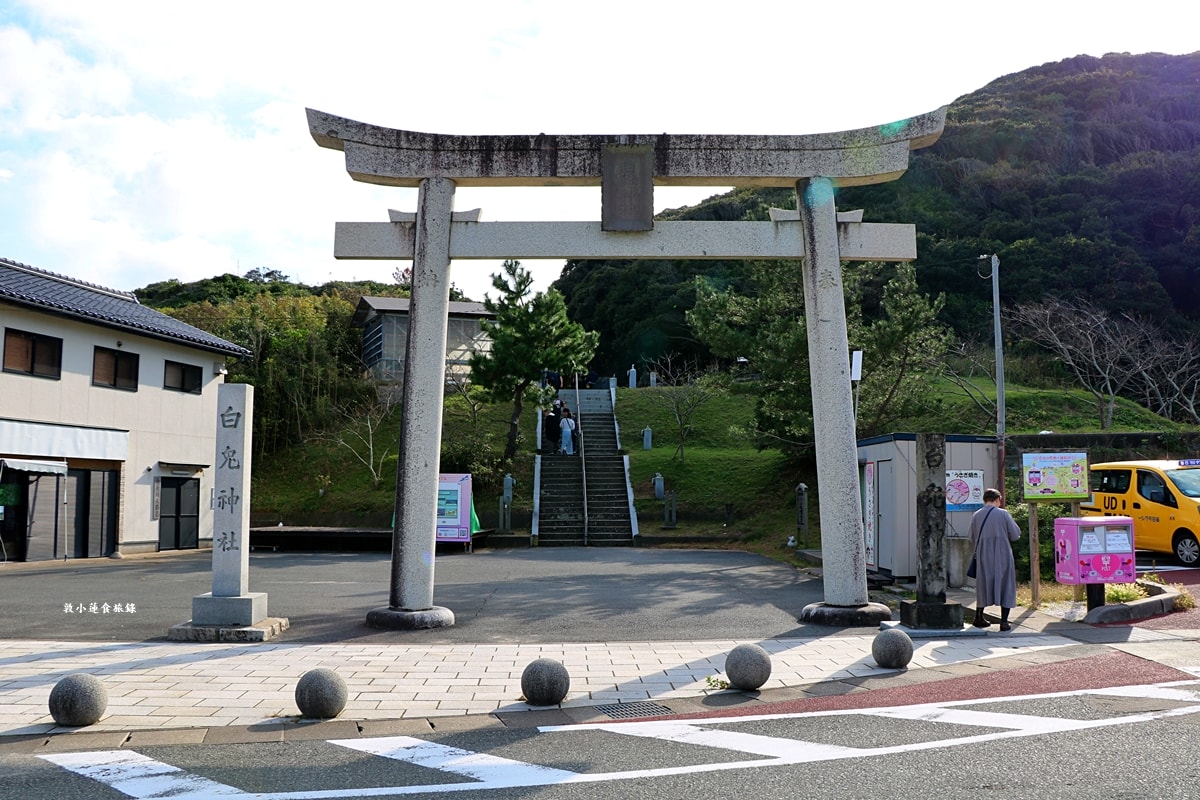 【日本鳥取】白兔神社‧祈求戀人的姻緣愛情神社,參拜完走一趟蔚藍清澈的白兔海岸 - 第9張圖 【日本鳥取】白兔神社‧祈求戀人的姻緣愛情神社,參拜完走一趟蔚藍清澈的白兔海岸