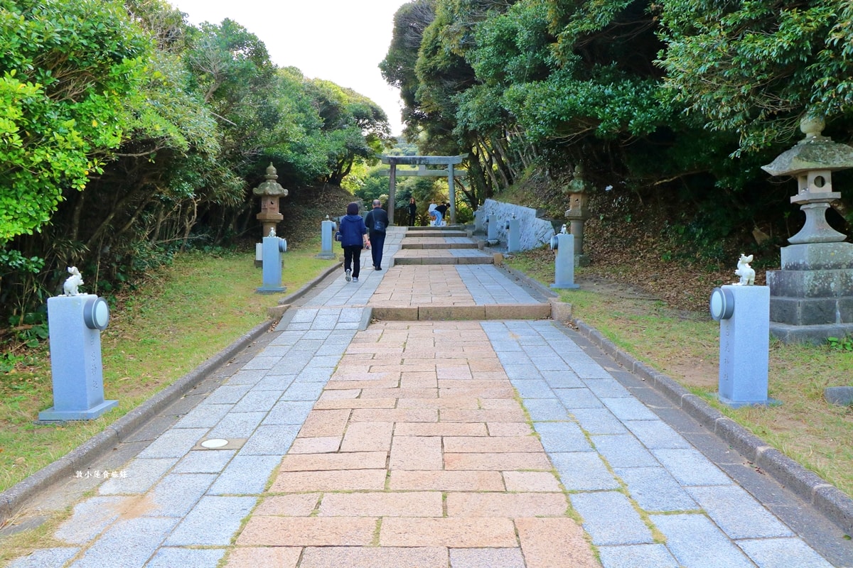 【日本鳥取】白兔神社‧祈求戀人的姻緣愛情神社,參拜完走一趟蔚藍清澈的白兔海岸 - 第17張圖 【日本鳥取】白兔神社‧祈求戀人的姻緣愛情神社,參拜完走一趟蔚藍清澈的白兔海岸
