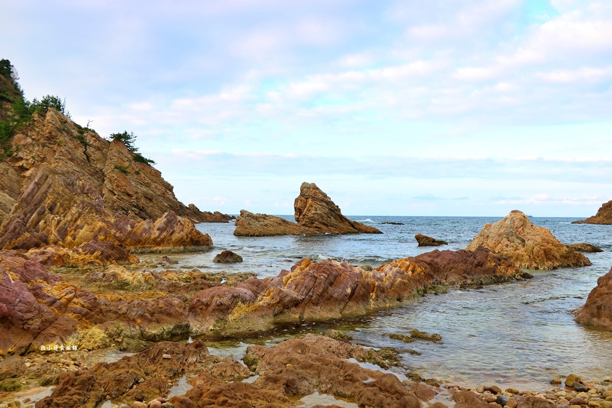 【日本鳥取】浦富海岸‧鳥取必訪日本百景山陰海岸地質公園,只有在地老司機才知的洞門、洞窟、白沙岸小密境 - 第15張圖 【日本鳥取】浦富海岸‧鳥取必訪日本百景山陰海岸地質公園,只有在地老司機才知的洞門、洞窟、白沙岸小密境